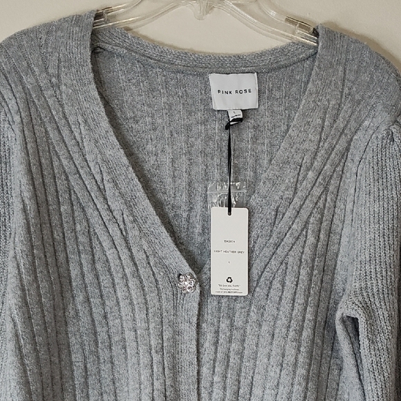 Pink Rose Grey Women's Sweater with Sequin button Up New Size L - Picture 6 of 6